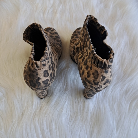 HURRY. New Sam & Libby booties - Picture 4 of 9